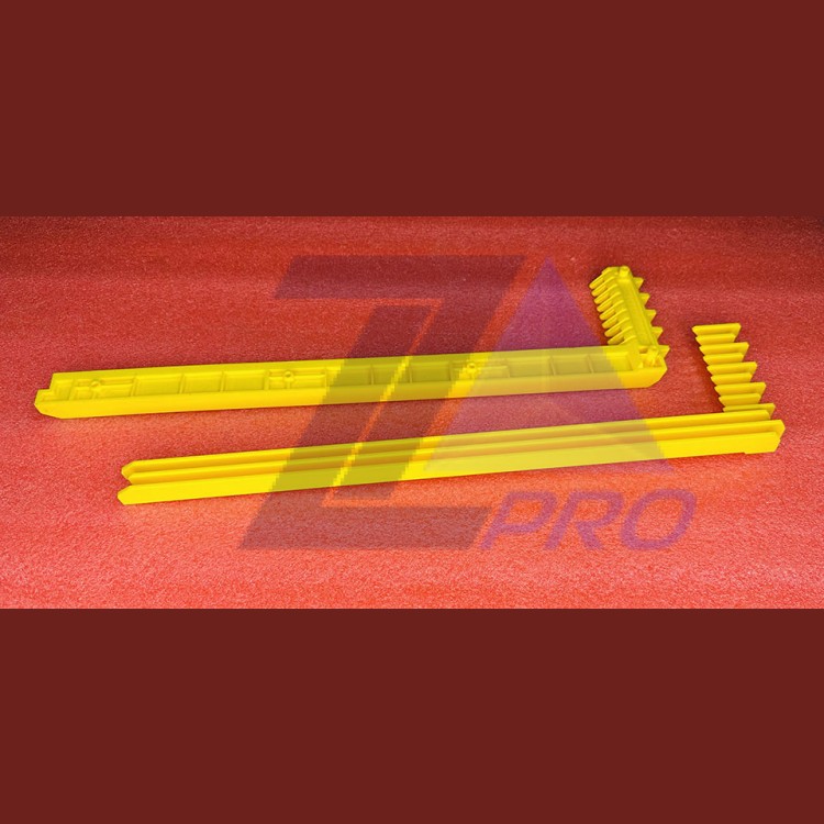 Демаркационная линия желтая (боковая левая) L=410мм XCA455S1 XIZI Otis