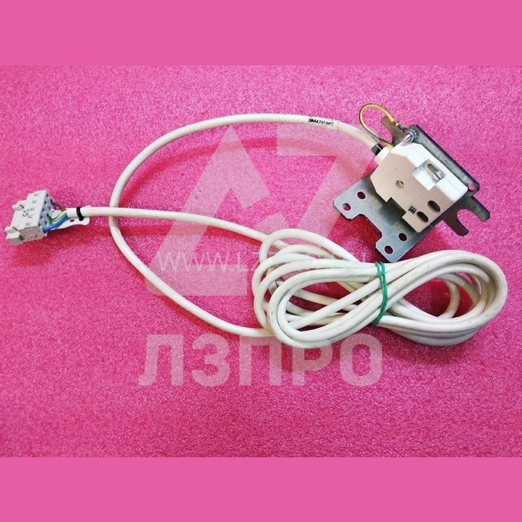 Выключатель ВП5 привода дверей кабины в сборе ZAA174AAH2