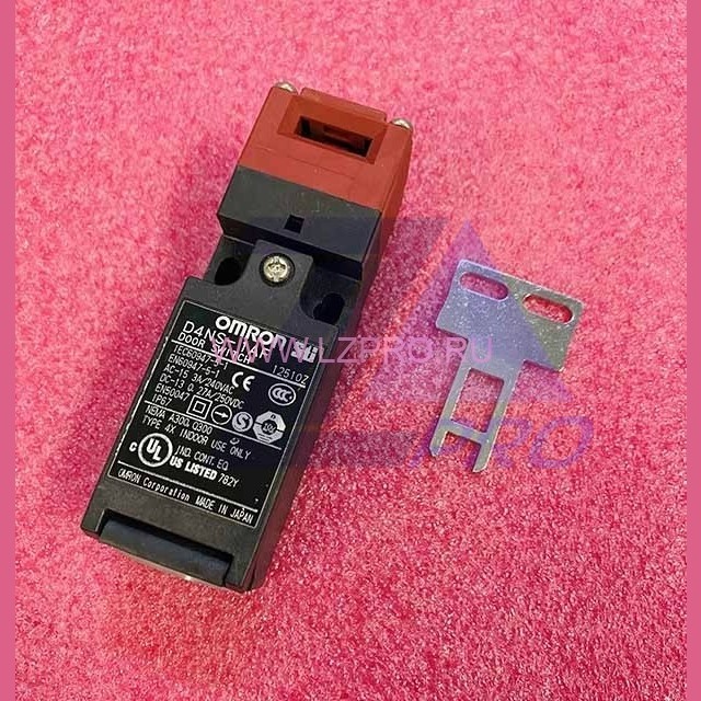 Дверной выключатель безопасности D4NS-1AF